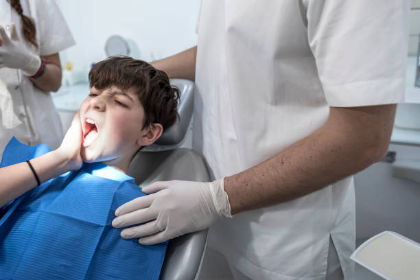 Best Emergency Dental Care for Broken or Chipped Teeth in Rossmoor, NJ